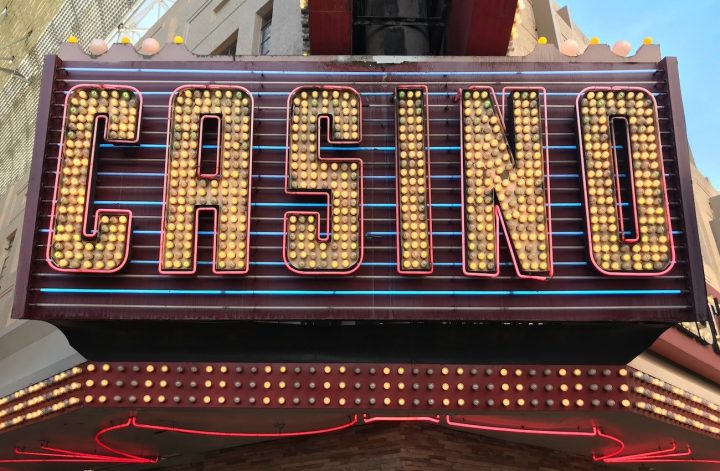 Free Las Vegas Casino Slots - How to Beat the House Advantage